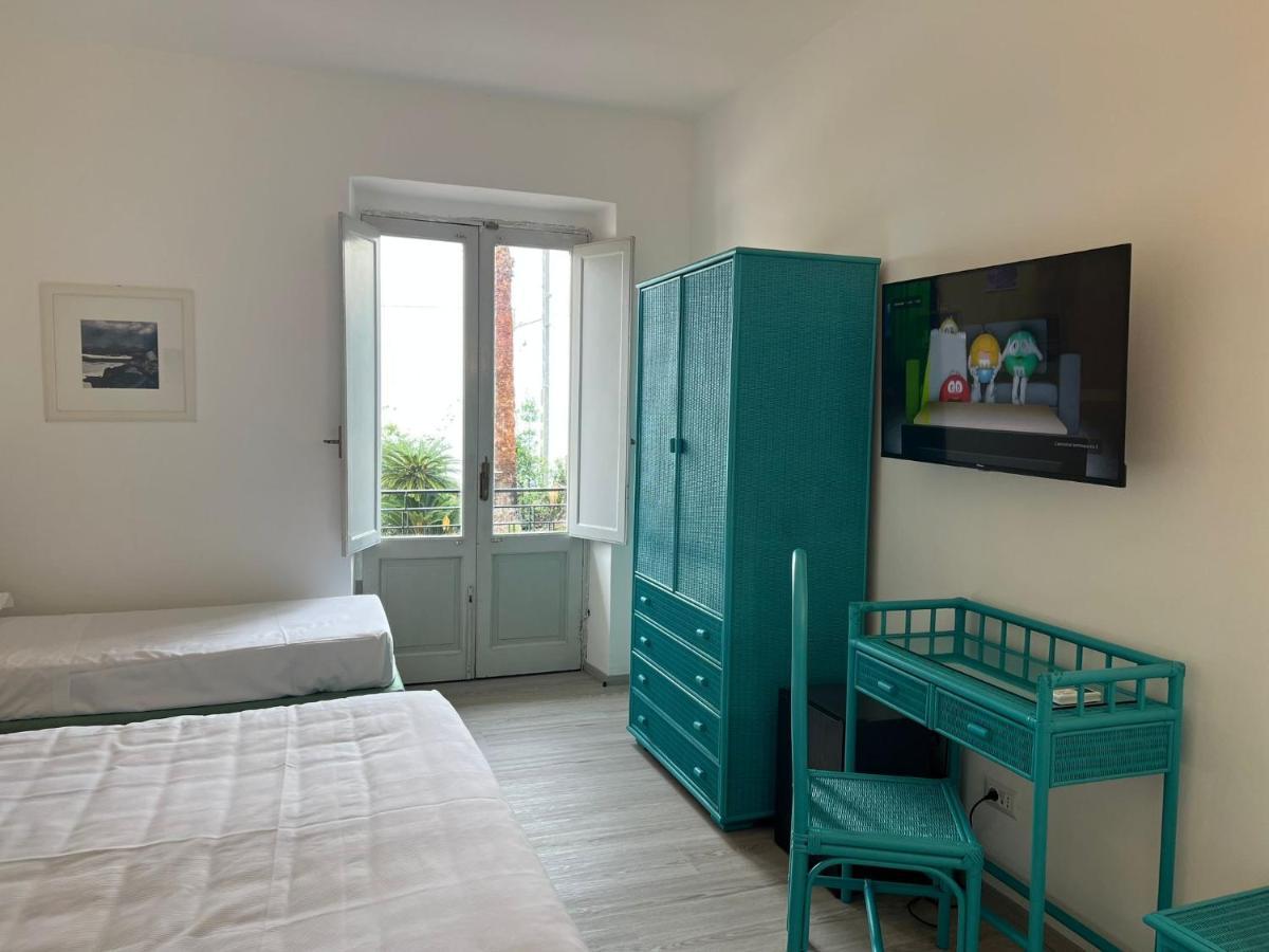 Hotel Baia Delle Sirene Taormina Bagian luar foto