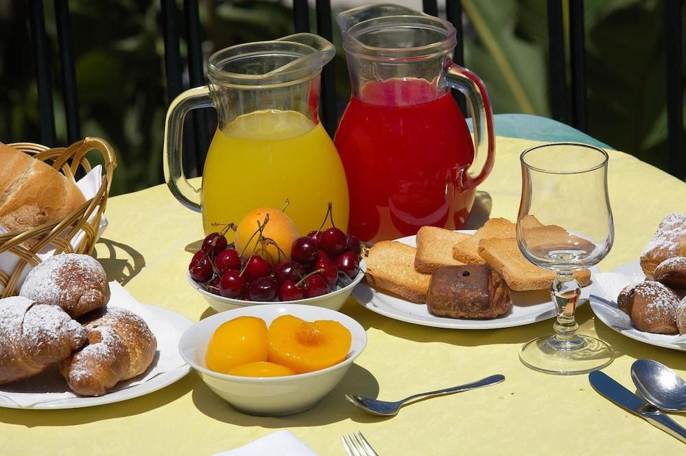 Hotel Baia Delle Sirene Taormina Bagian luar foto