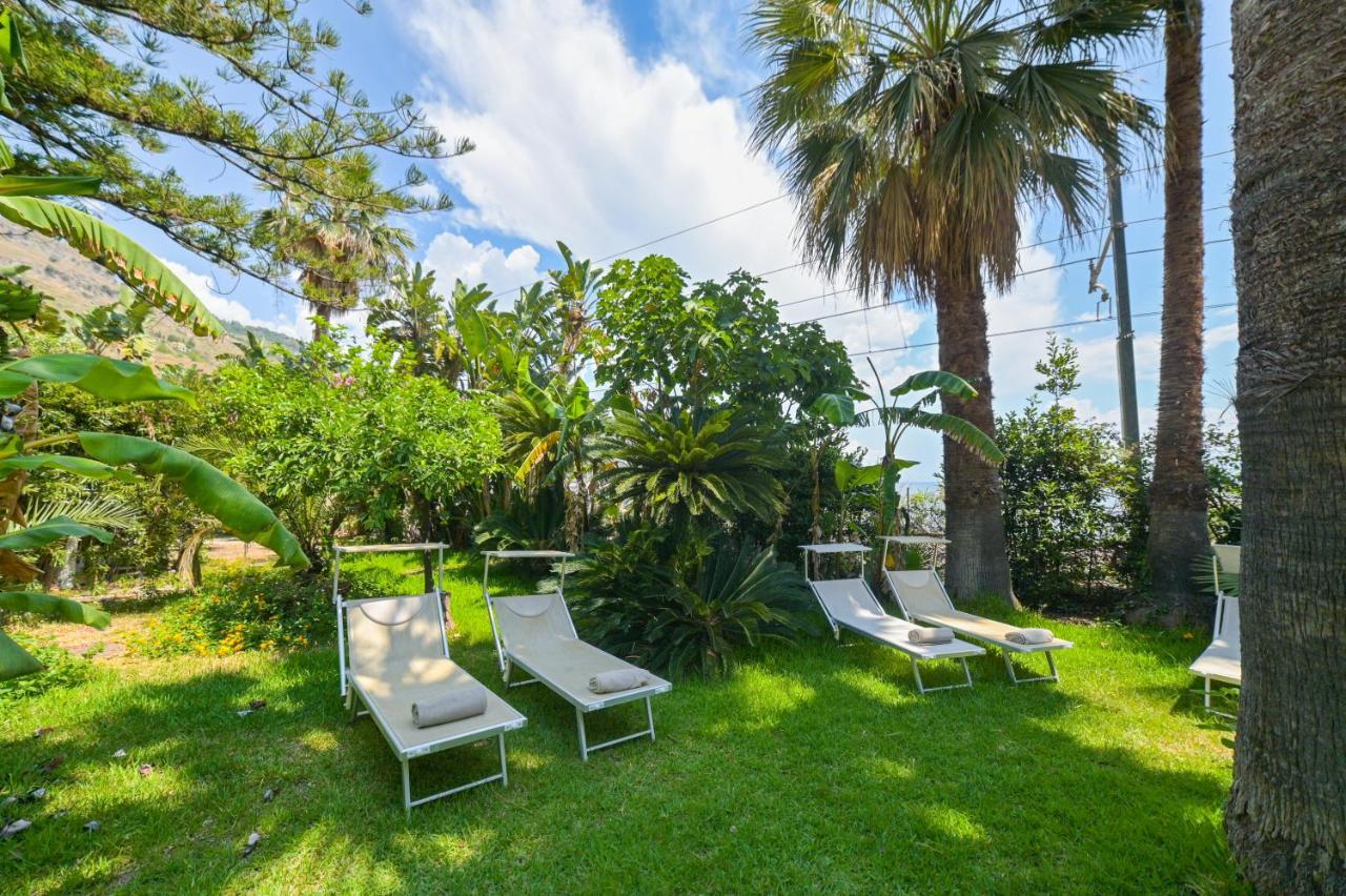 Hotel Baia Delle Sirene Taormina Bagian luar foto