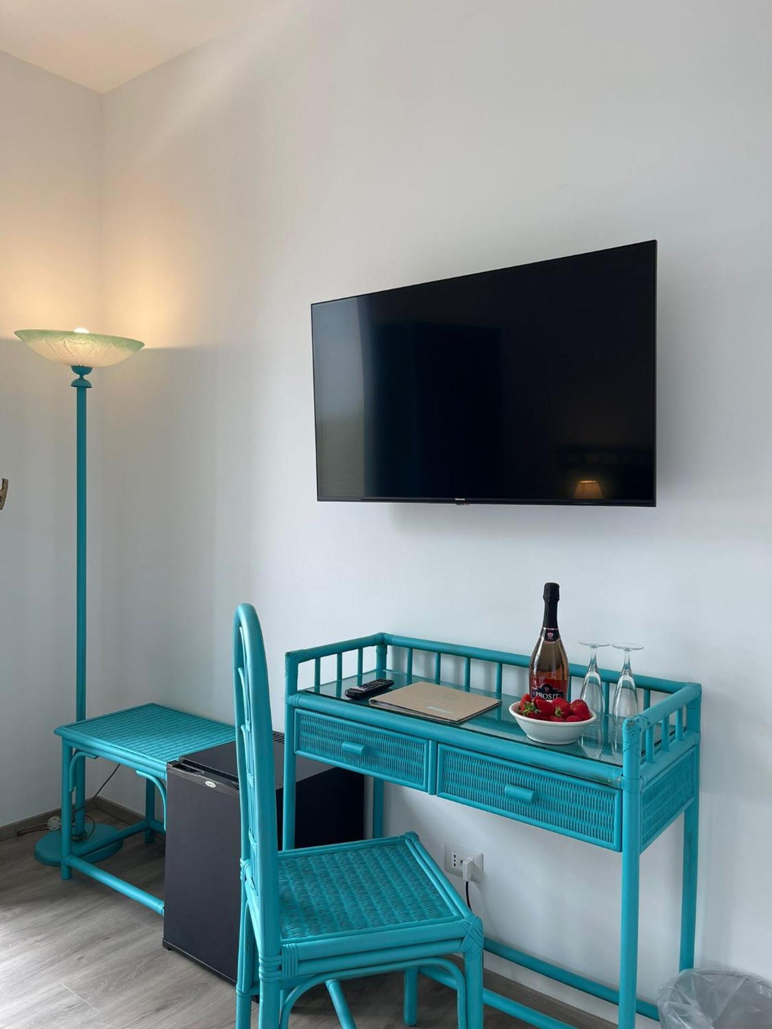 Hotel Baia Delle Sirene Taormina Bagian luar foto